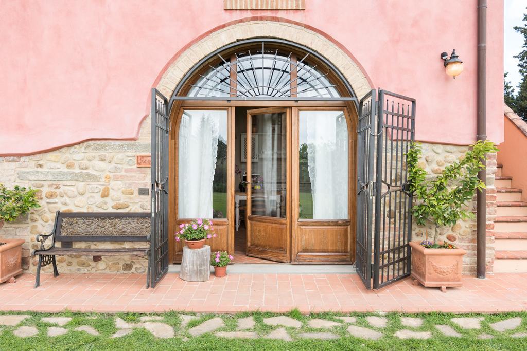 Вилла Azienda Agrituristica Bellavista Монтеспертоли Экстерьер фото